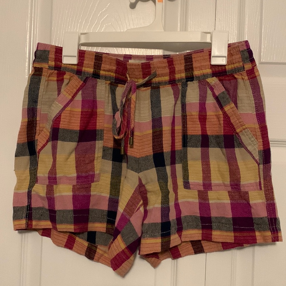 St. John’s Bay women’s plaid shorts with tie